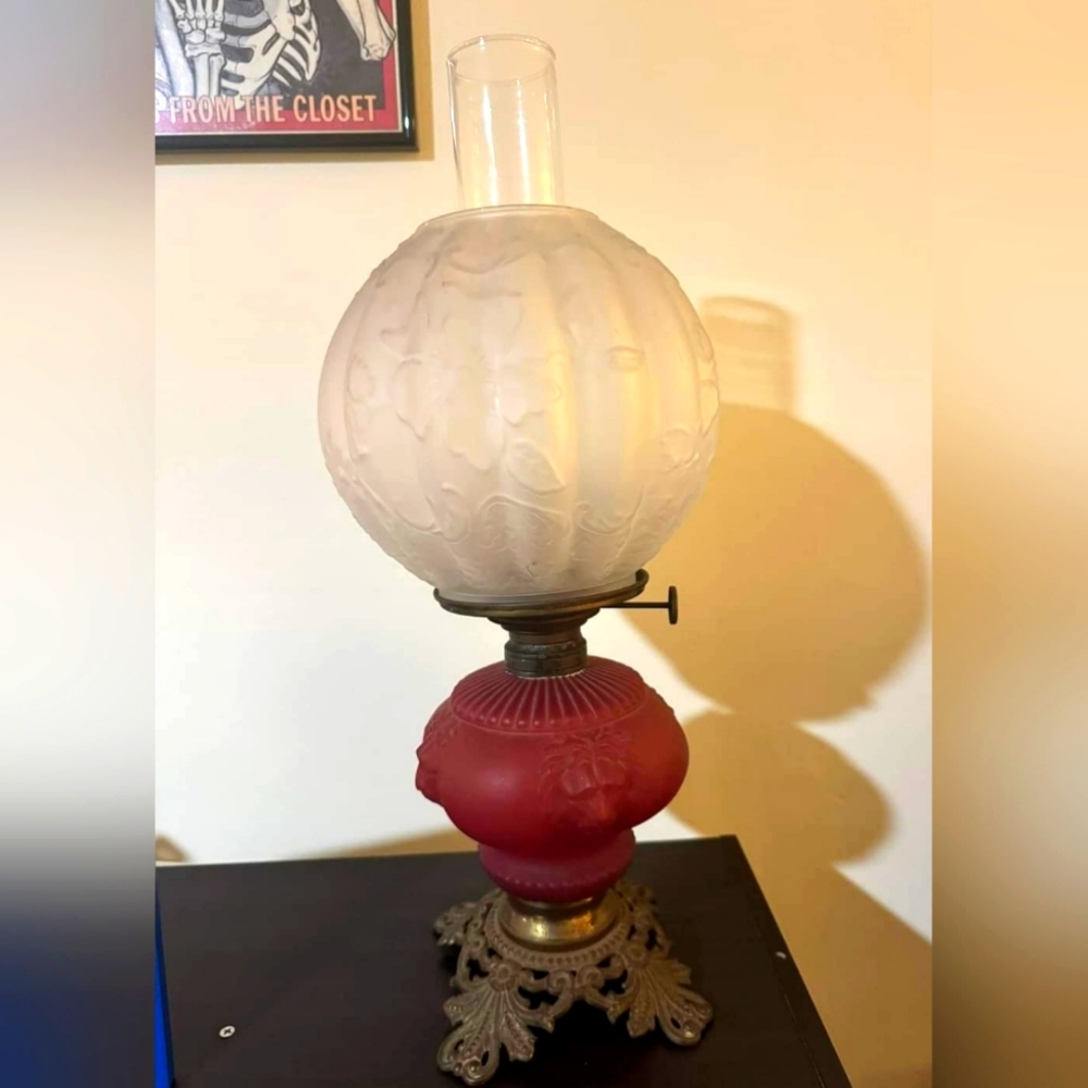 VICTORIAN Hurricane Oil Burner Lamp Red Lower Clear Shade